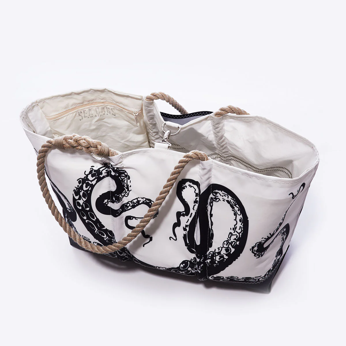 Octopus Ogunquit Beach Tote - Image 6